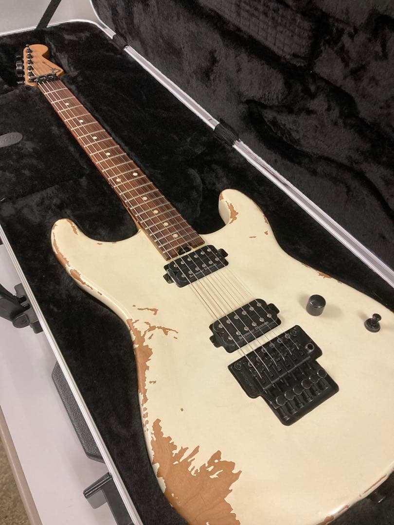 CHARVEL ( シャーベル ) 純正ハードケース付き シャーベル(CHARVEL)|エレキギター|【ハードオフ公式通販】オフモール